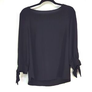 ❤️5/$25 Nine West Black Blouse with Tie Sleeves